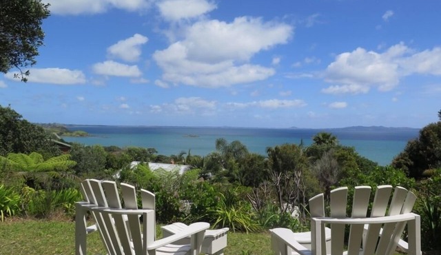 ICONIC KIWI BACH WITH GLORIOUS SEA VIEWS