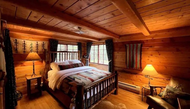 Iconic Log Cabin w/Wood Burning Hot Tub and Epic Views