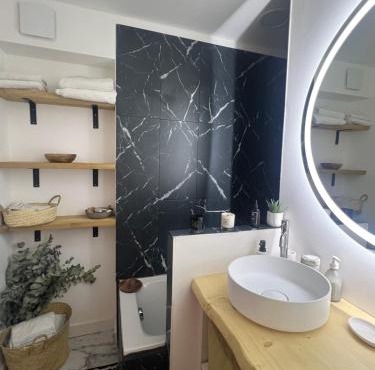 Idéal Cosy Lumineux Central calme Fonctionnel & Beau