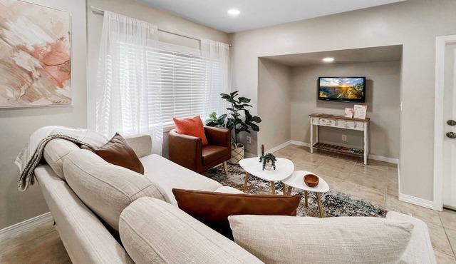Idaho Adventure Cottage- Located in Jerome ID