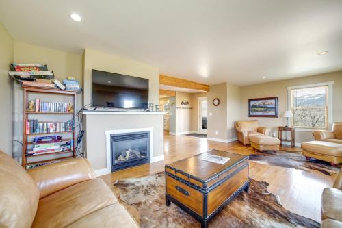 Idaho Vacation Rental about 7 Mi to Wind Cave