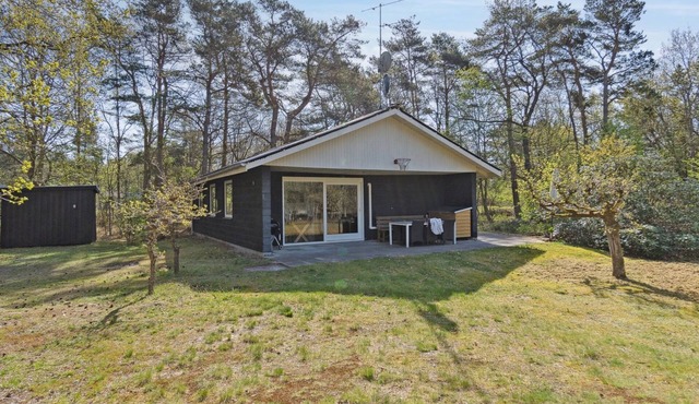 "Idalina" - 700m from the sea by Interhome