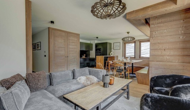 Ideal 3 bedroom apartment with 200m2 garden