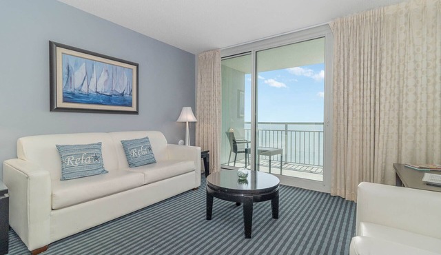 Ideal Beach Escape! 2 Bedroom, 2 Bath Ocean Front