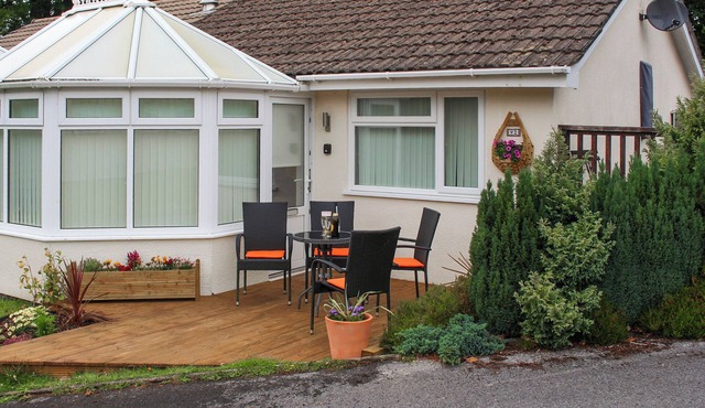 Ideal break for families and couples, within 5 miles of Aberaeron beach.