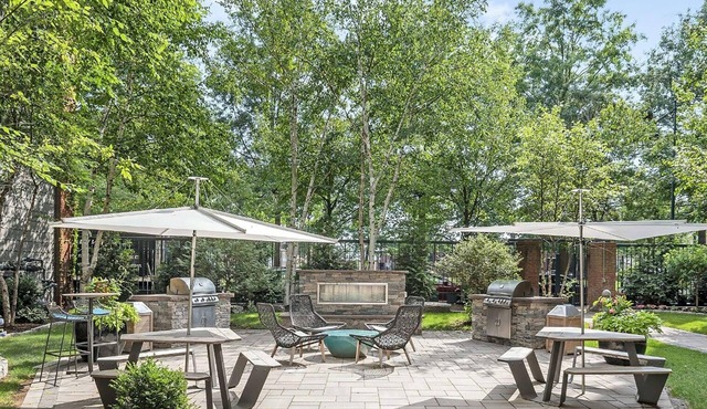 Ideal Central Square 1BR w/ W/D, by Blueground