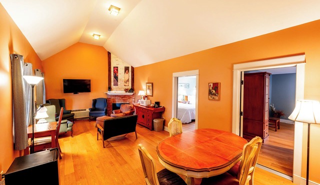 Ideal Delaware Escape Near Pocono Mountain | Hiking Trails, Gol & Spa