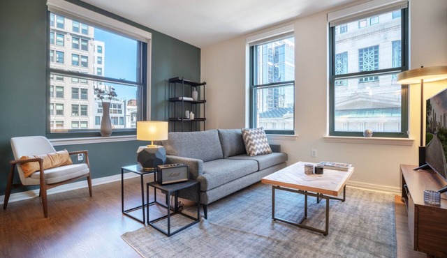 Ideal Downtown 1BR w/W/D, Doorman, near Chinatown T, by Blueground