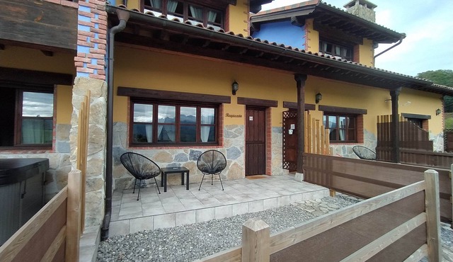 Ideal duplex for couples