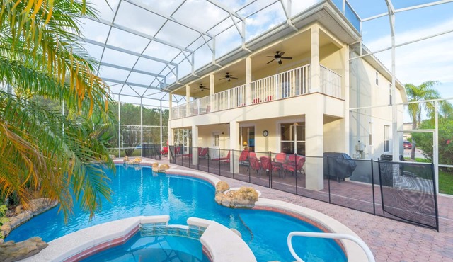 Ideal family villa/large private pool/not overlooked/near Disney/on golf course