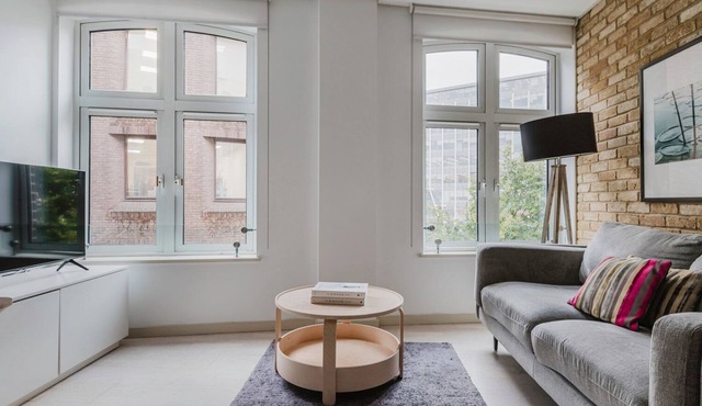 Ideal Farringdon 1BR, near Tube Station & Cathedral, by Blueground