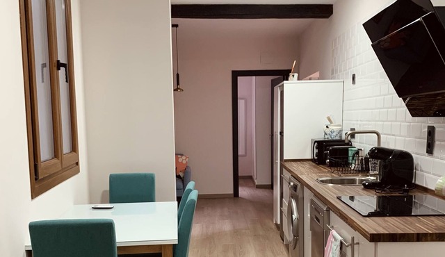 Ideal for families. Pets Allowed. In the heart of the Jerte Valley