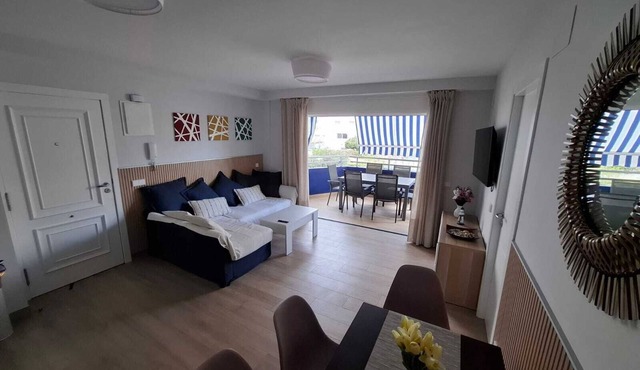 Ideal for families. 2 minutes walk from Gandia beach