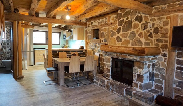 Ideal for families and friends surrounded by mountainous and rugged landscapes