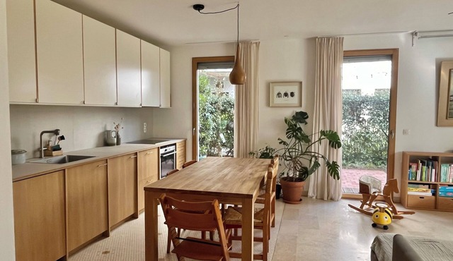 Ideal for families: garden and terrace near the park