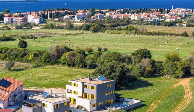 Ideal for large families with children, sauna, whirlpool, outdoor pool, children's pool