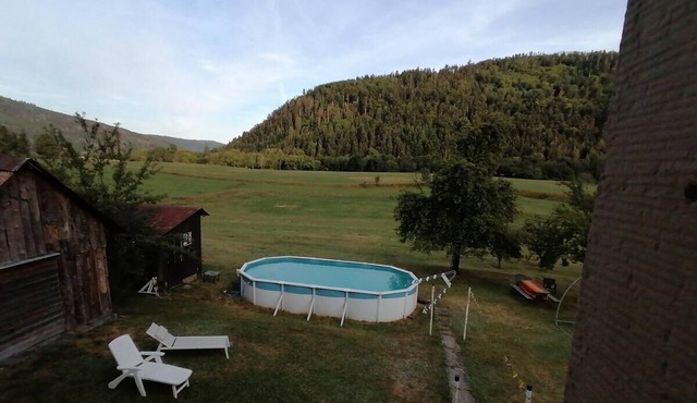 Ideal for paragliders landing on the property