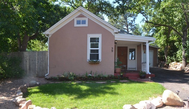 Ideal for Traveling Medical and Military personnel - small, private home
