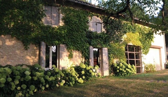 Ideal for families and groups of friends, a home to share in the midst of nature