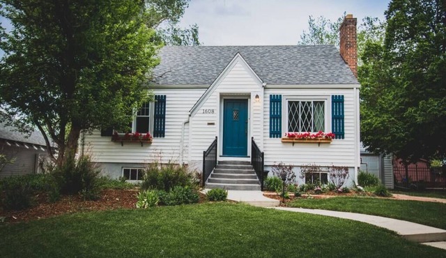 Ideal Getaway, Perfect Location!