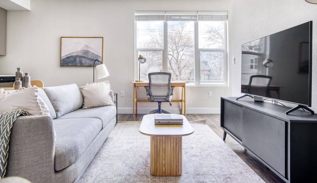 Ideal Highland 1BR w/ Roof, Gym & W/D, near Highland Park, by Blueground