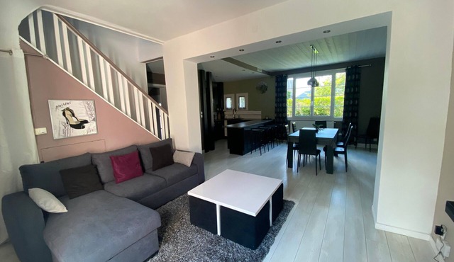 Ideal House for 24 Hours of Le Mans – 15-Min Walk to Circuit & Expo Center