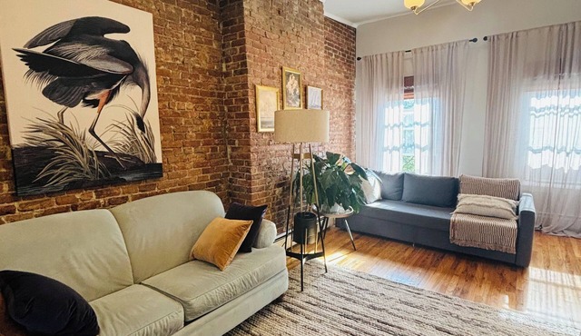 *IDEAL LOCATION *CHIC HOME*7 min to NYC*GROVE ST