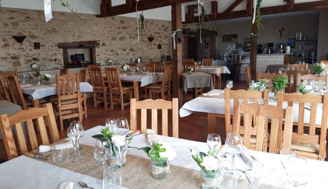 Ideal location for meetings and receptions, sleeps 40