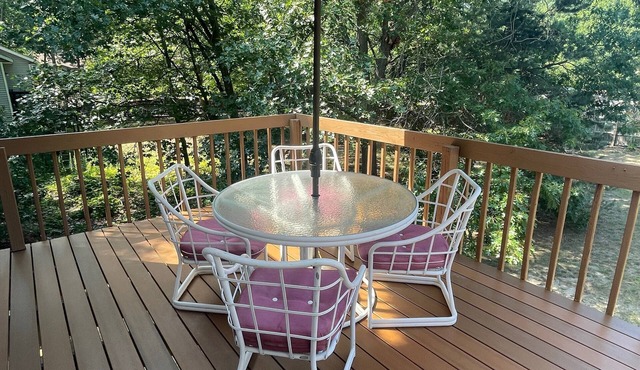 IDEAL Location in Saugatuck - 2 minutes to Downtown & Blue Star Trail@Frt Door