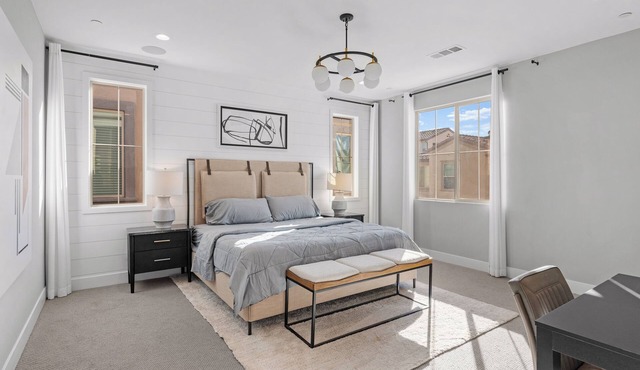Ideal modern style home 4bd/3ba