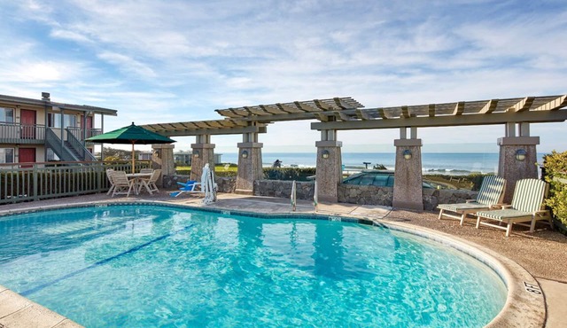 Ideal Oceanfront Getaway | 2 Units | Short Drive from San Simeon State Park
