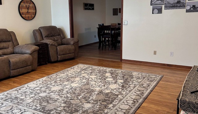 Ideal, quiet, safe location close to industry, restaurants, and retail stores.