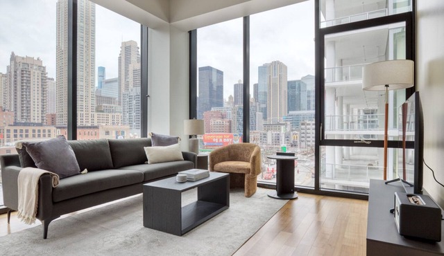 Ideal River North 1BR w/Gym, Lounge & Roof, nr Riverwalk, by Blueground