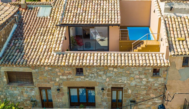Ideal rural house for families, quiet and charming.