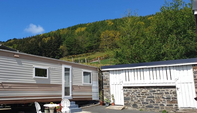 Ideal rural location for beaches, hills, forests, waterfalls and town