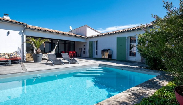 Ideal villa for two families spending vacation together