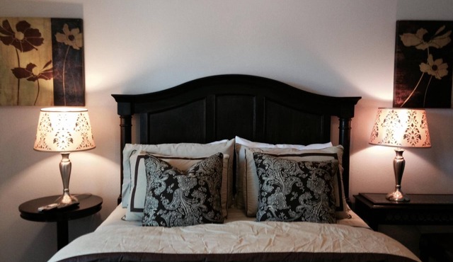 Ideally centrally located apartment in the South Coast Metro
