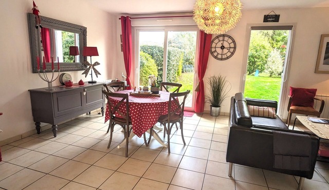 Ideally located 150m from the sea and the GR34 NEW FISHER HOUSE TALARMOR gite