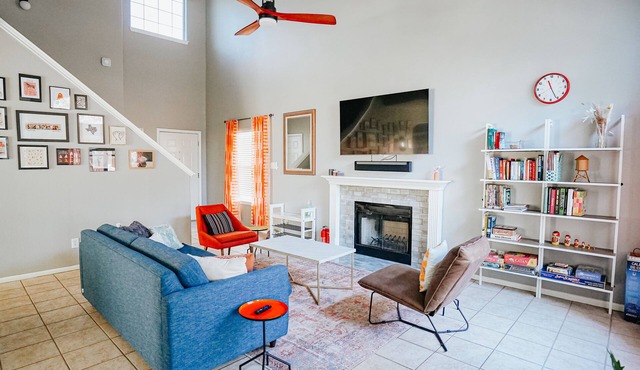 Ideally Located, Stone Oak Extended Family Stay