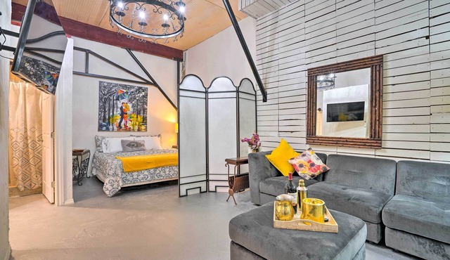 Ideally Located Vacation Rental Studio in Laredo!