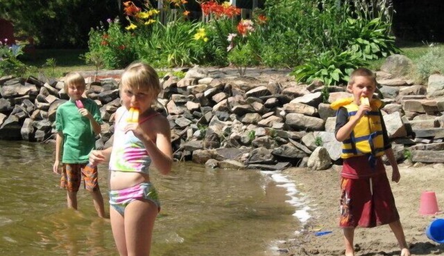 Idle-a-While 4 Bdrm Private Cottage - Port Loring