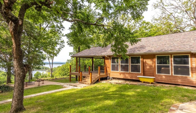 Idle Awhile Cabin on 36 Acres – Luxury Meets Historic Charm in the Ozarks