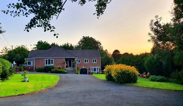 Idyllic 2 Bedroom Self-Contained Upside Down Annexe in Mid Wales UK