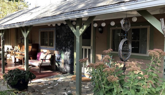 Idyllic Cabin for Rent near Two National Forests in Pinehurst, California