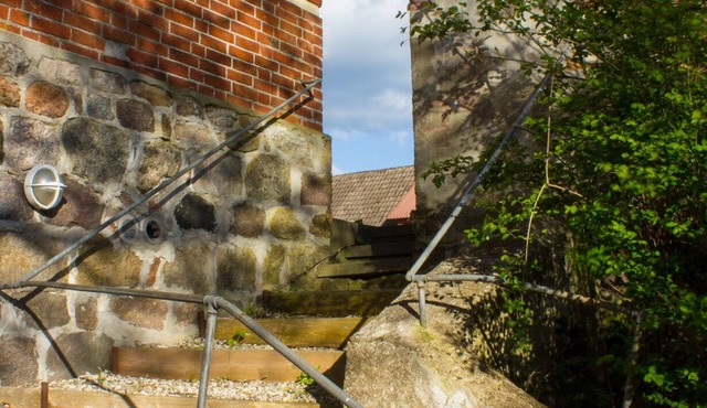 Idyllic close to nature farmhouse, with a lot of room inside and outside.