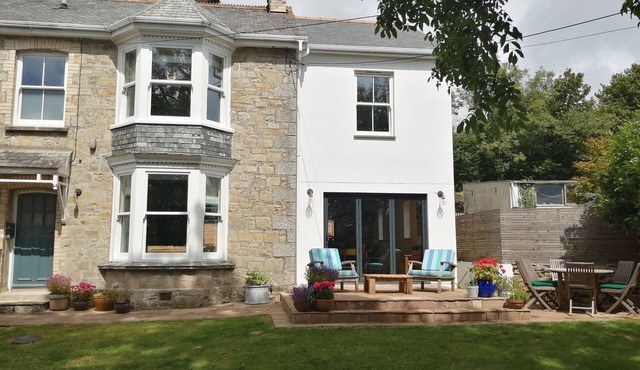 Idyllic Cornish Village Home. Ideally Situated Between Truro and Falmouth