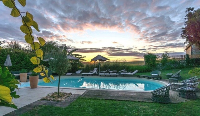 Idyllic country retreat with pool, yoga studio, sun terrace sleeps 14 guests