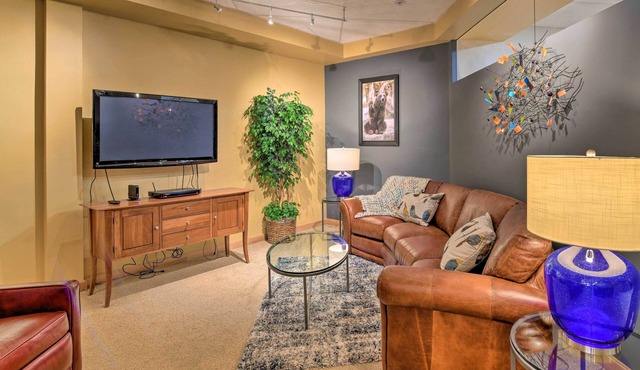 Idyllic Dtwn Anchorage Condo w/Fireplace!