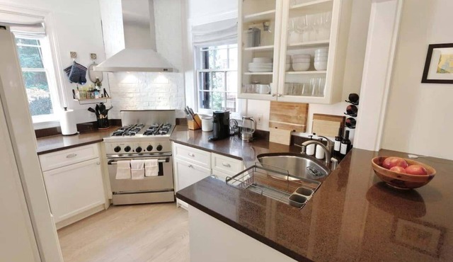 Idyllic Georgetown Su