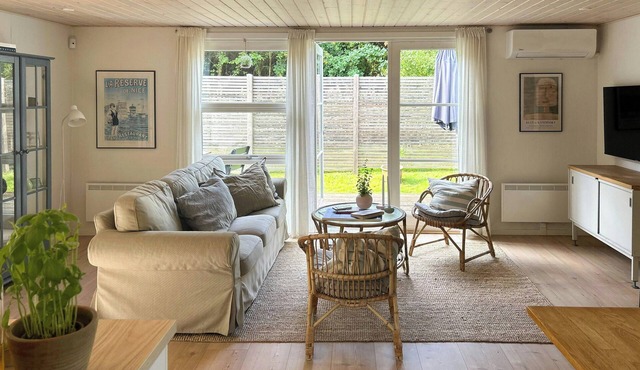 Idyllic holiday home in Ebeltoft's nature
